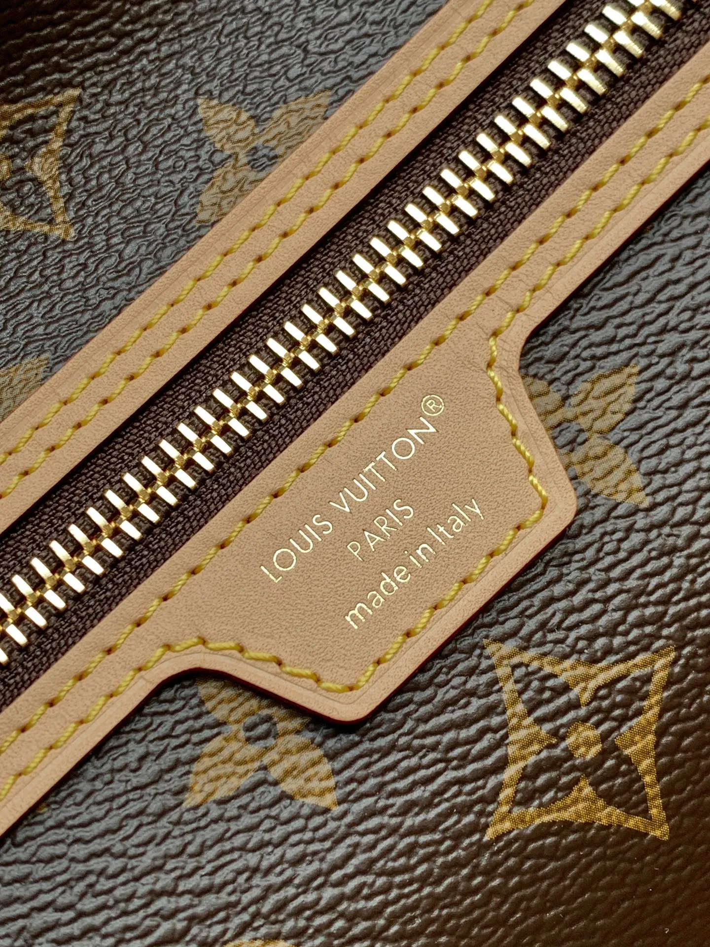 All Categories Official Website "Brand Women's Bags" Women's Bags 💙 LV 2026 Official Website New LV Crossbody Bag