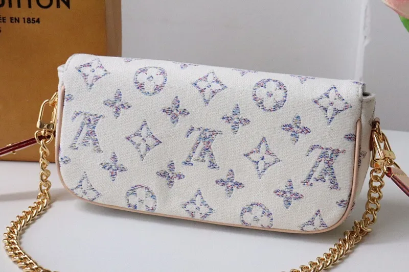 All Categories Official Website "Brand Women's Bags" Women's Bags 💙 LV 2025 New LV Crossbody Bag