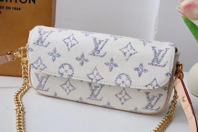 All Categories Official Website "Brand Women's Bags" Women's Bags 💙 LV 2025 New LV Crossbody Bag