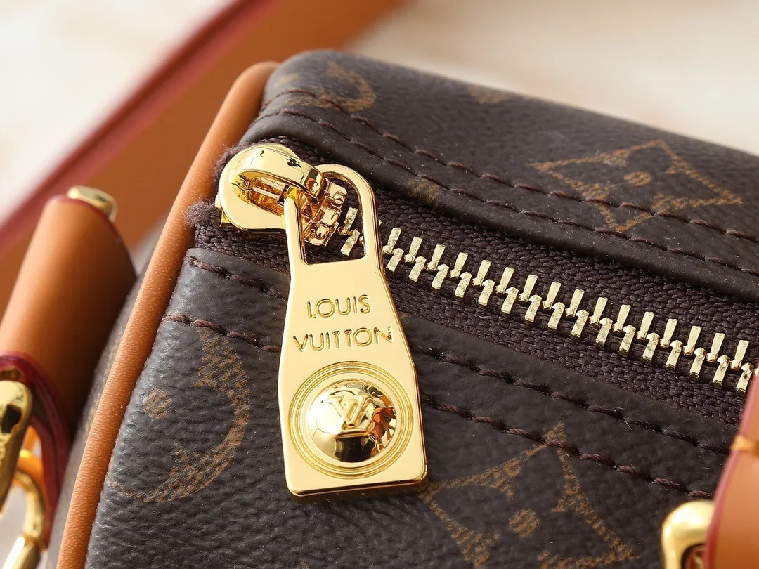All Categories Official Website "Brand Women's Bags" Women's Bags 💙 LV 2025 New LV Crossbody Bag