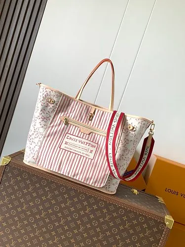All categories Official website "Brand Women's Bags" Women's Bags 💙 LV 2026 new LV hand-held crossbody bag