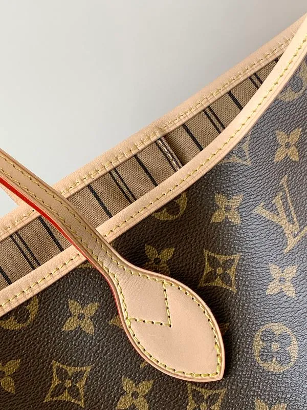 All categories Official website "Brand Women's Bags" Women's Bags 💙 LV 2026 new LV hand-held crossbody bag