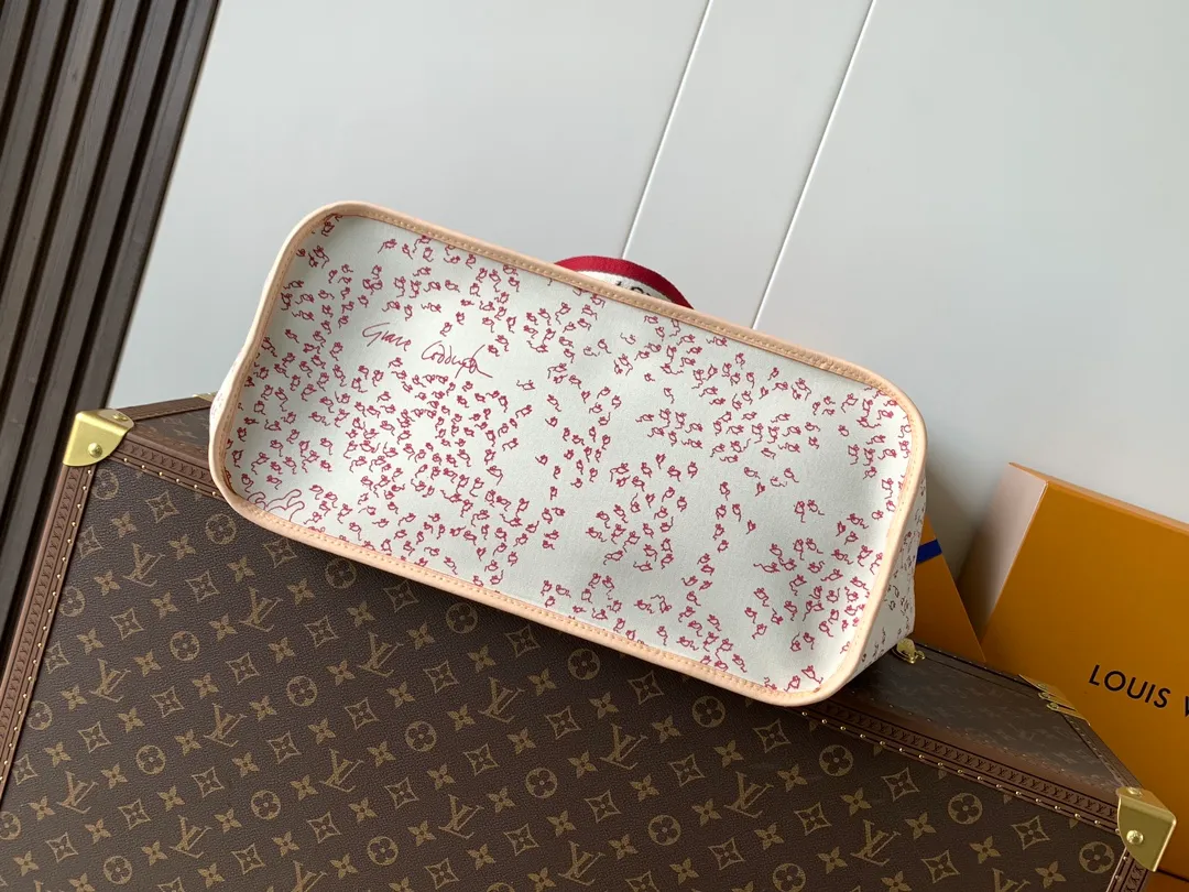 All categories Official website "Brand Women's Bags" Women's Bags 💙 LV 2026 new LV hand-held crossbody bag