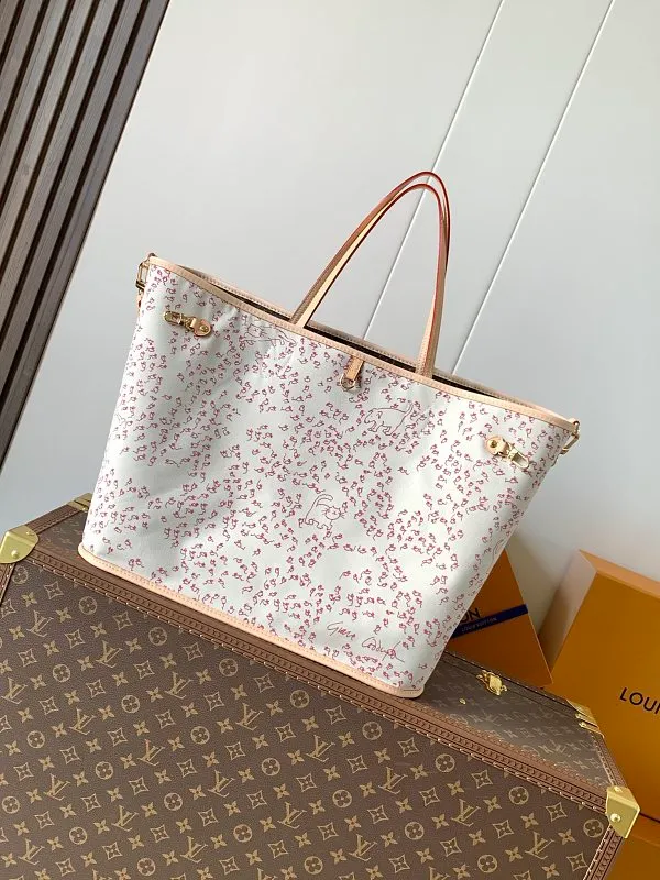 All categories Official website "Brand Women's Bags" Women's Bags 💙 LV 2026 new LV hand-held crossbody bag