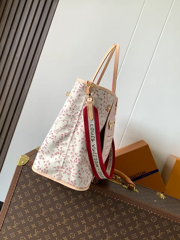 All categories Official website "Brand Women's Bags" Women's Bags 💙 LV 2026 new LV hand-held crossbody bag