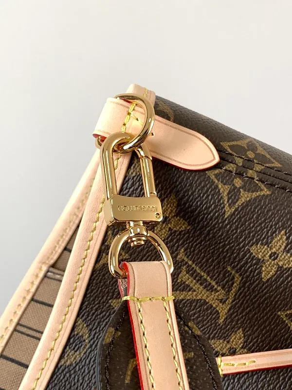All categories Official website "Brand Women's Bags" Women's Bags 💙 LV 2026 new LV hand-held crossbody bag