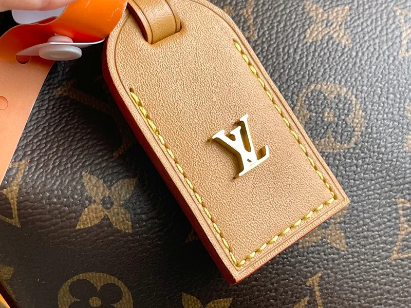 All Categories 💚 Authentic Grade Bags 💚 LV 2026 New LV Top Replica Crossbody Shoulder Bag