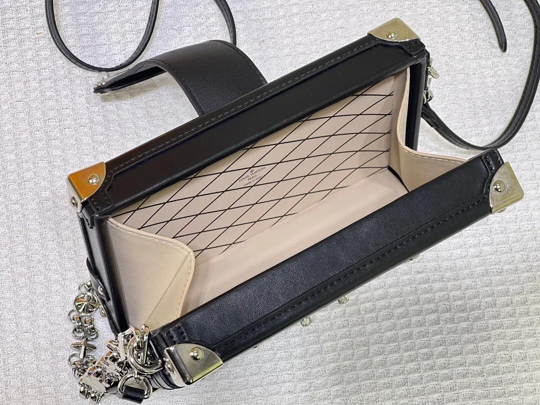 All Categories Official Website "Brand Women's Bags" Women's Bags 💙 LV 2024 Official Website New LV Crossbody Bags
