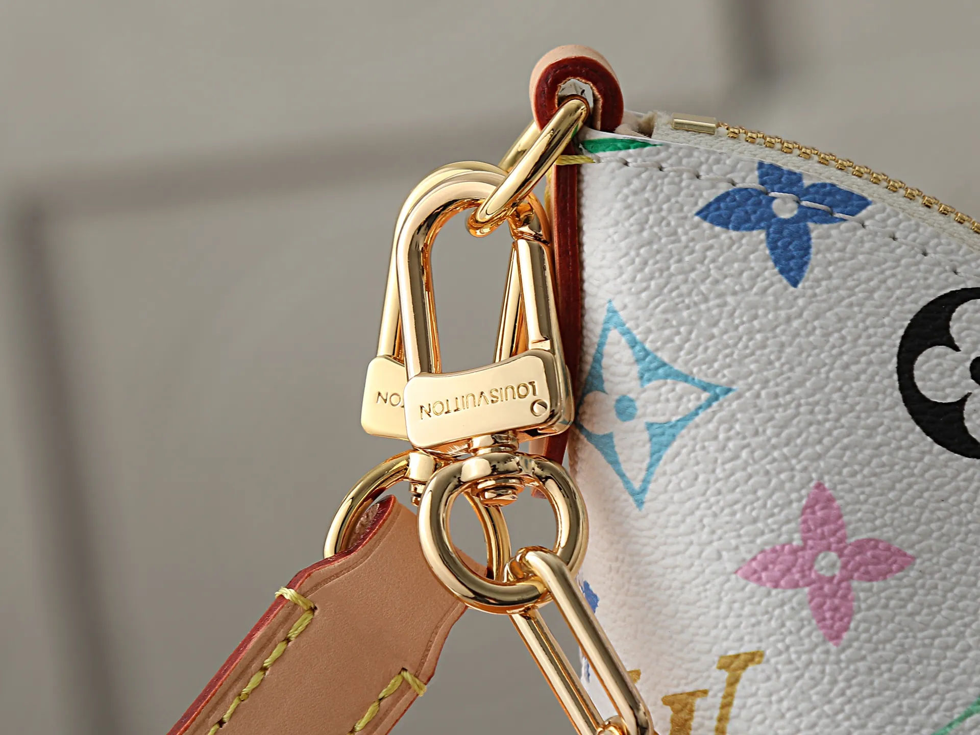 All Categories Official Website "Brand Women's Bags" Women's Bags 💙 LV LV 2026 New Crossbody Shoulder Bag