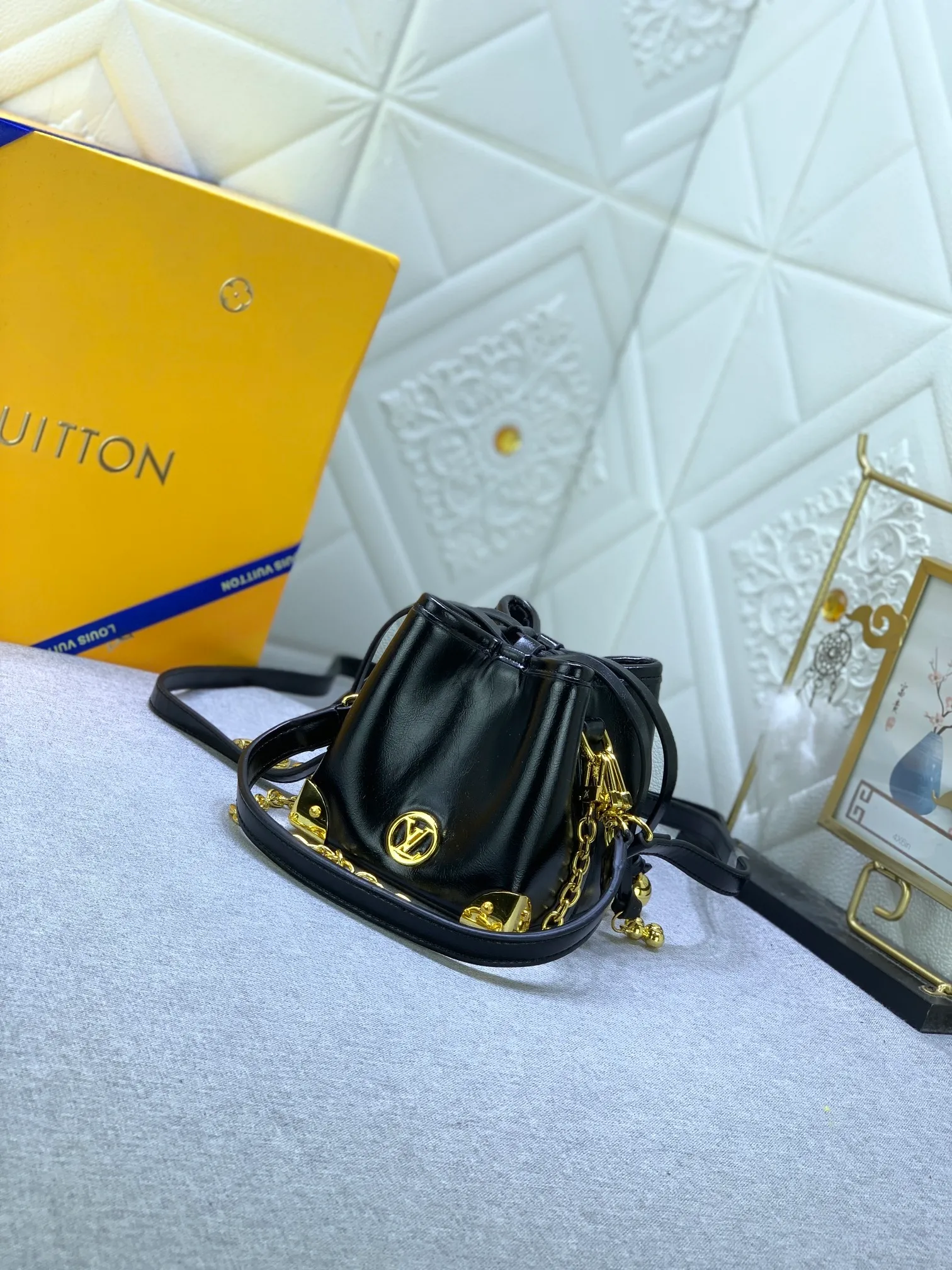 All Categories Official Website "Brand Women's Bags" Women's Bags 💙 LV 2024 New LV Crossbody Bag