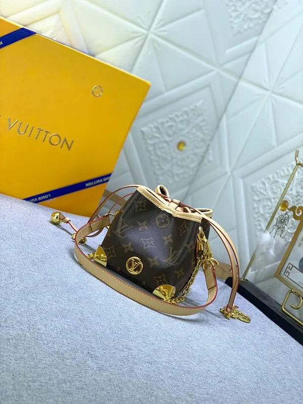 All Categories Official Website "Brand Women's Bags" Women's Bags 💙 LV 2024 New LV Crossbody Bag