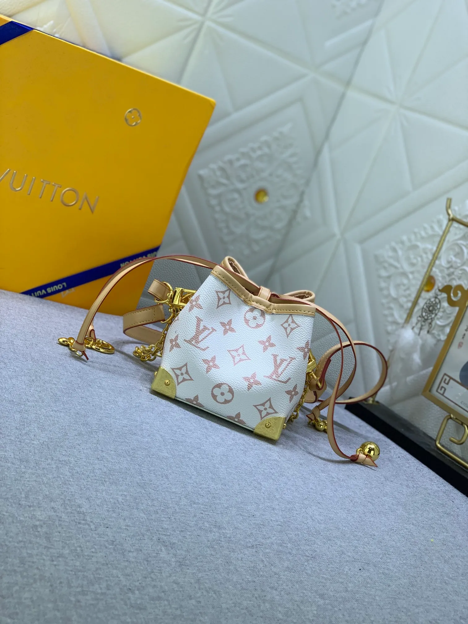 All Categories Official Website "Brand Women's Bags" Women's Bags 💙 LV 2024 New LV Crossbody Bag
