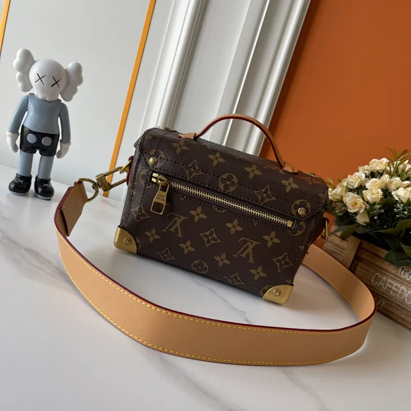All Categories Official Website "Brand Women's Bags" Women's Bags 💙 LV 2026 New LV Crossbody Bag