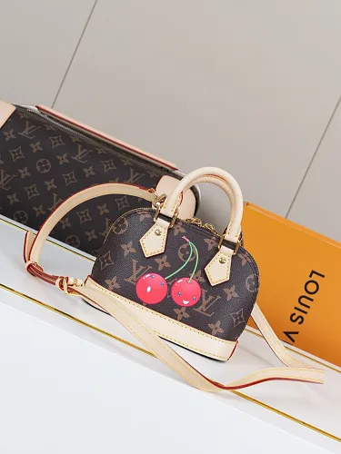 All Categories Official Website "Brand Women's Bags" Women's Bags 💙 LV 2026 Official Website New LV Crossbody Bag