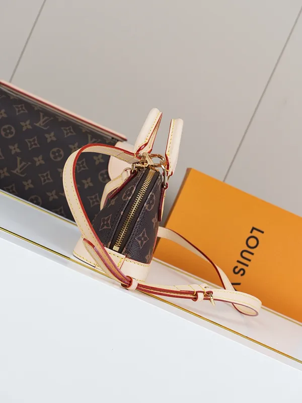All Categories Official Website "Brand Women's Bags" Women's Bags 💙 LV 2026 Official Website New LV Crossbody Bag