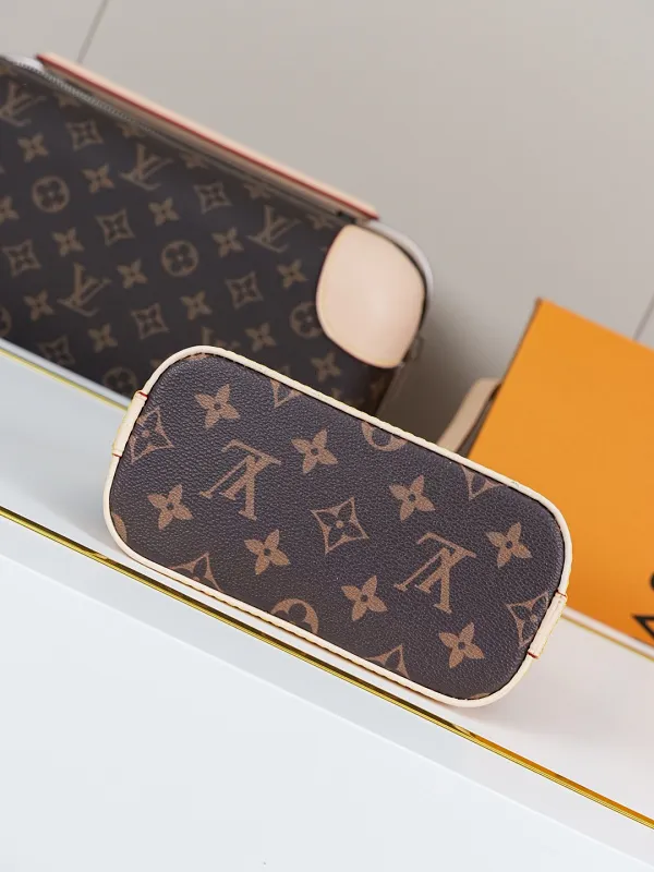 All Categories Official Website "Brand Women's Bags" Women's Bags 💙 LV 2026 Official Website New LV Crossbody Bag