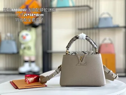 All Categories 💚 Authentic Grade Bags 💚 LV 2026 New LV Top Replica Crossbody Shoulder Bag