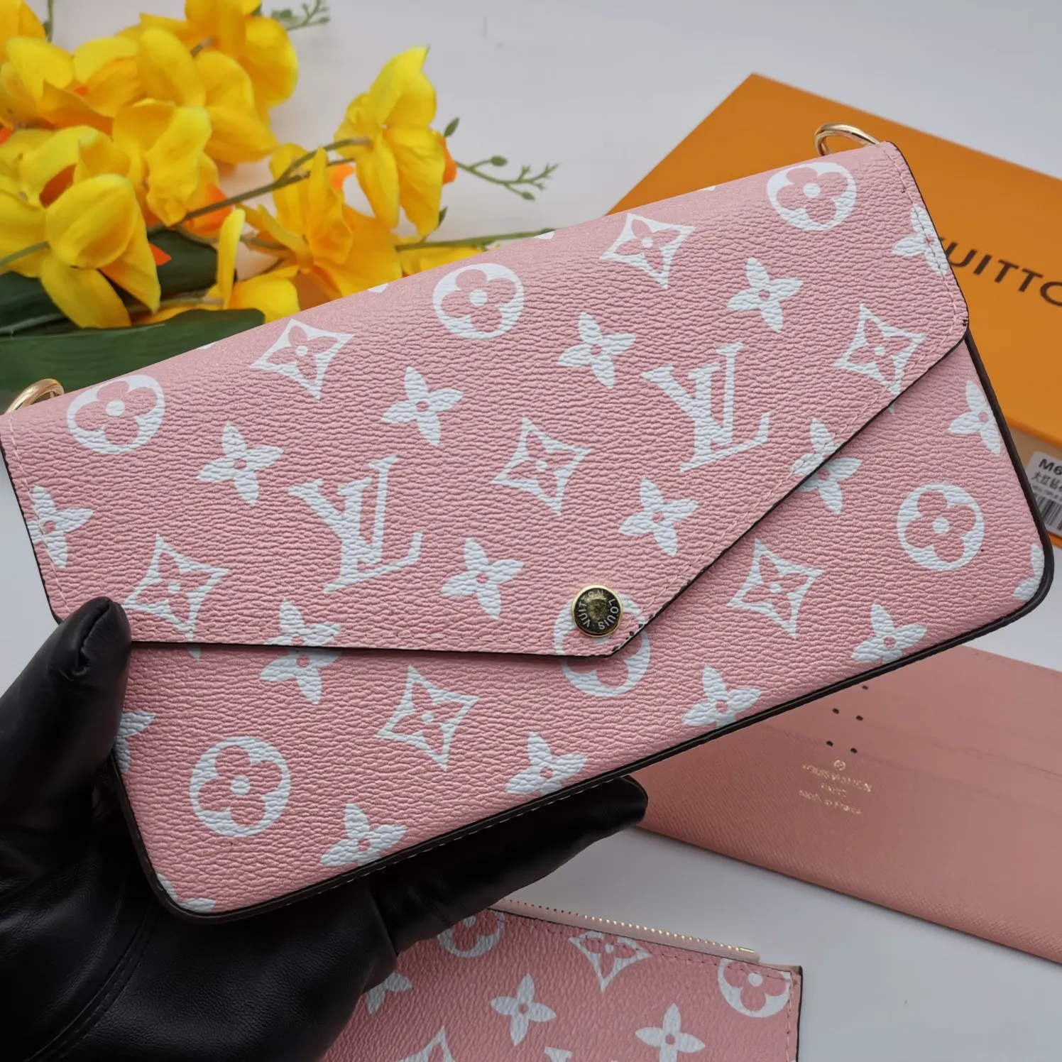 All Categories Official Website "Brand Women's Bags" Women's Bags 💙 LV 2026 New LV Crossbody Bag