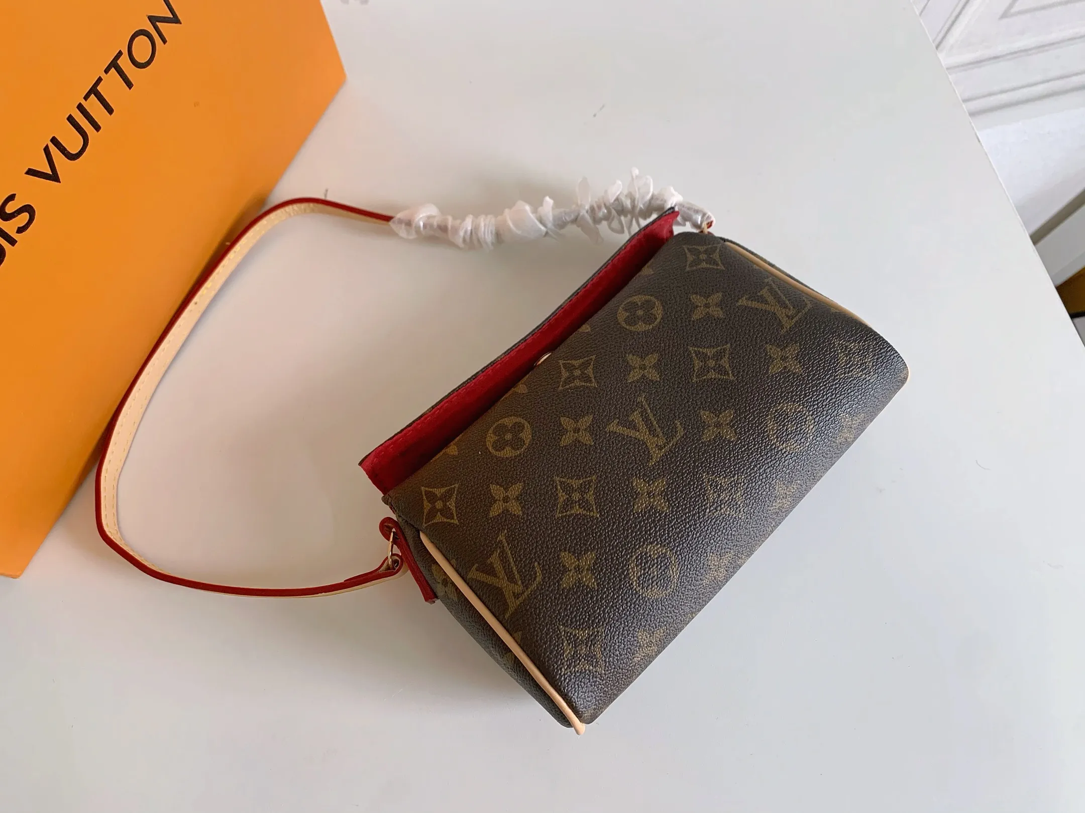 All Categories Official Website "Brand Women's Bags" Women's Bags 💙 LV 2026 New LV Crossbody Bag