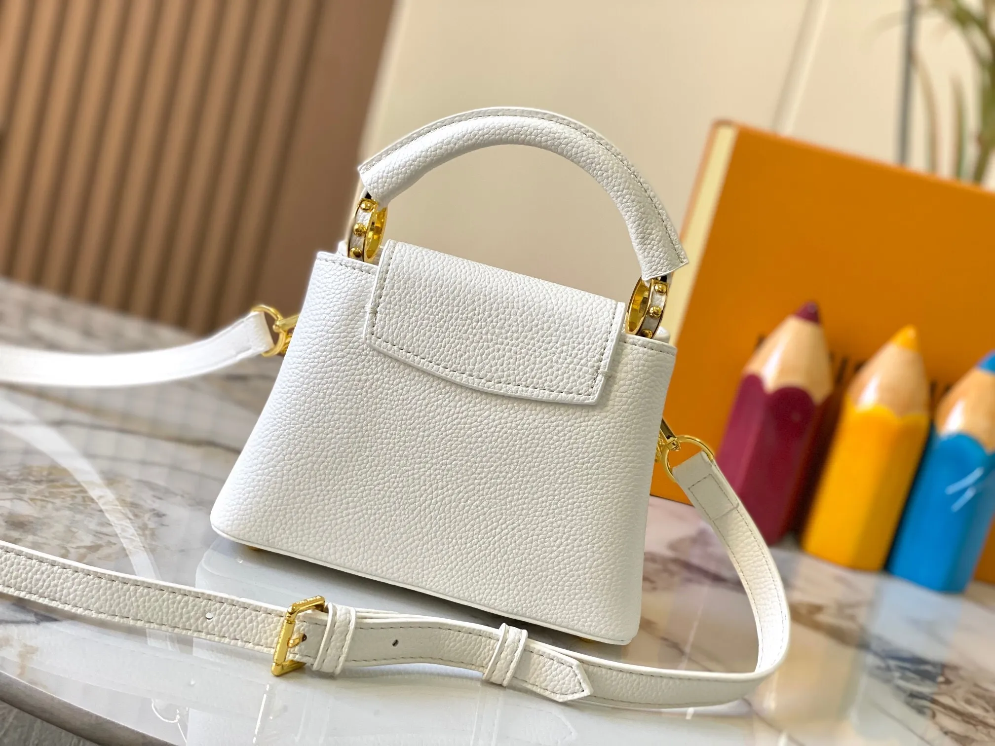 All Categories Official Website "Brand Women's Bags" Women's Bags 💙 LV 2024 New LV Crossbody Bag