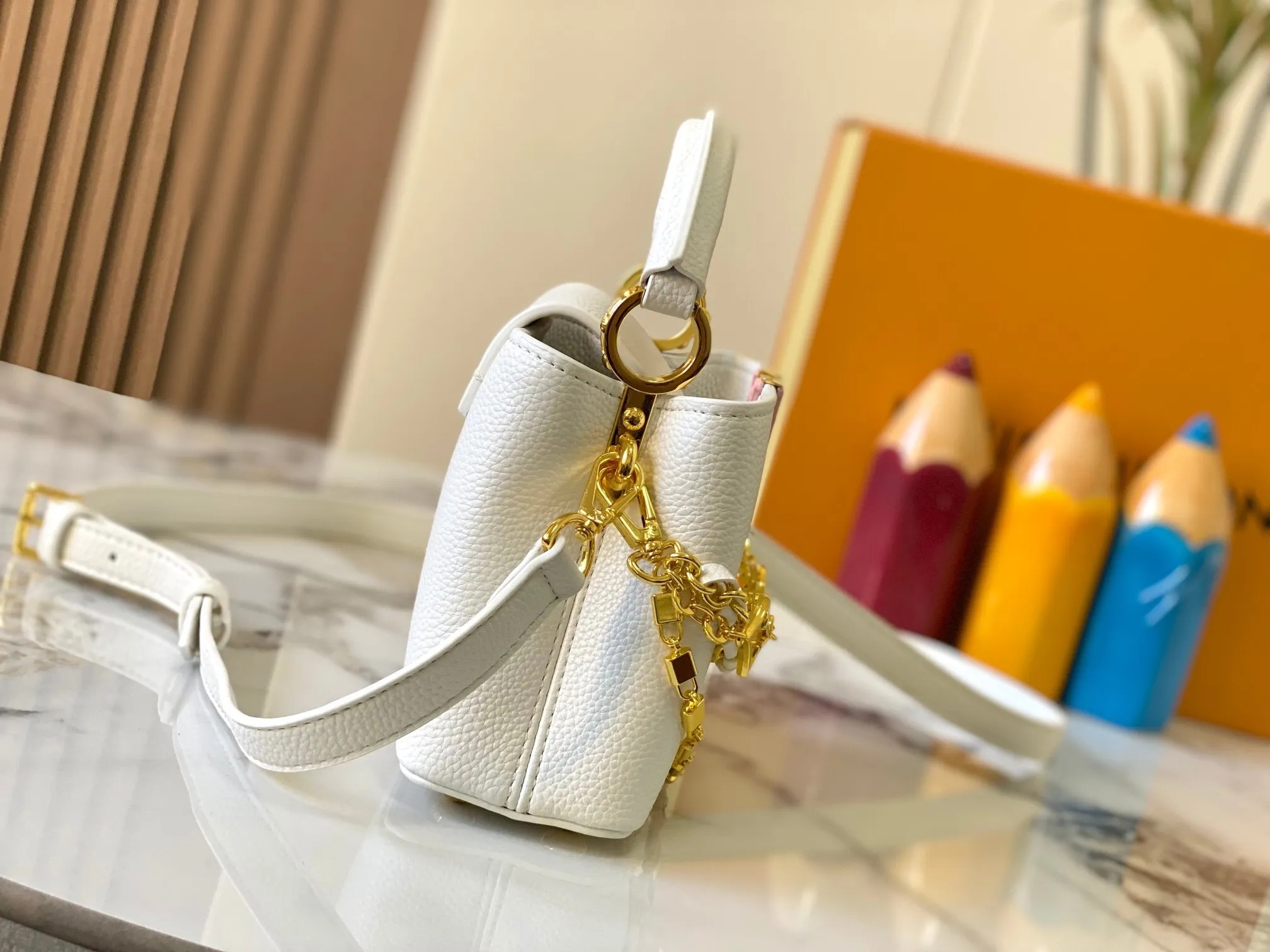 All Categories Official Website "Brand Women's Bags" Women's Bags 💙 LV 2024 New LV Crossbody Bag