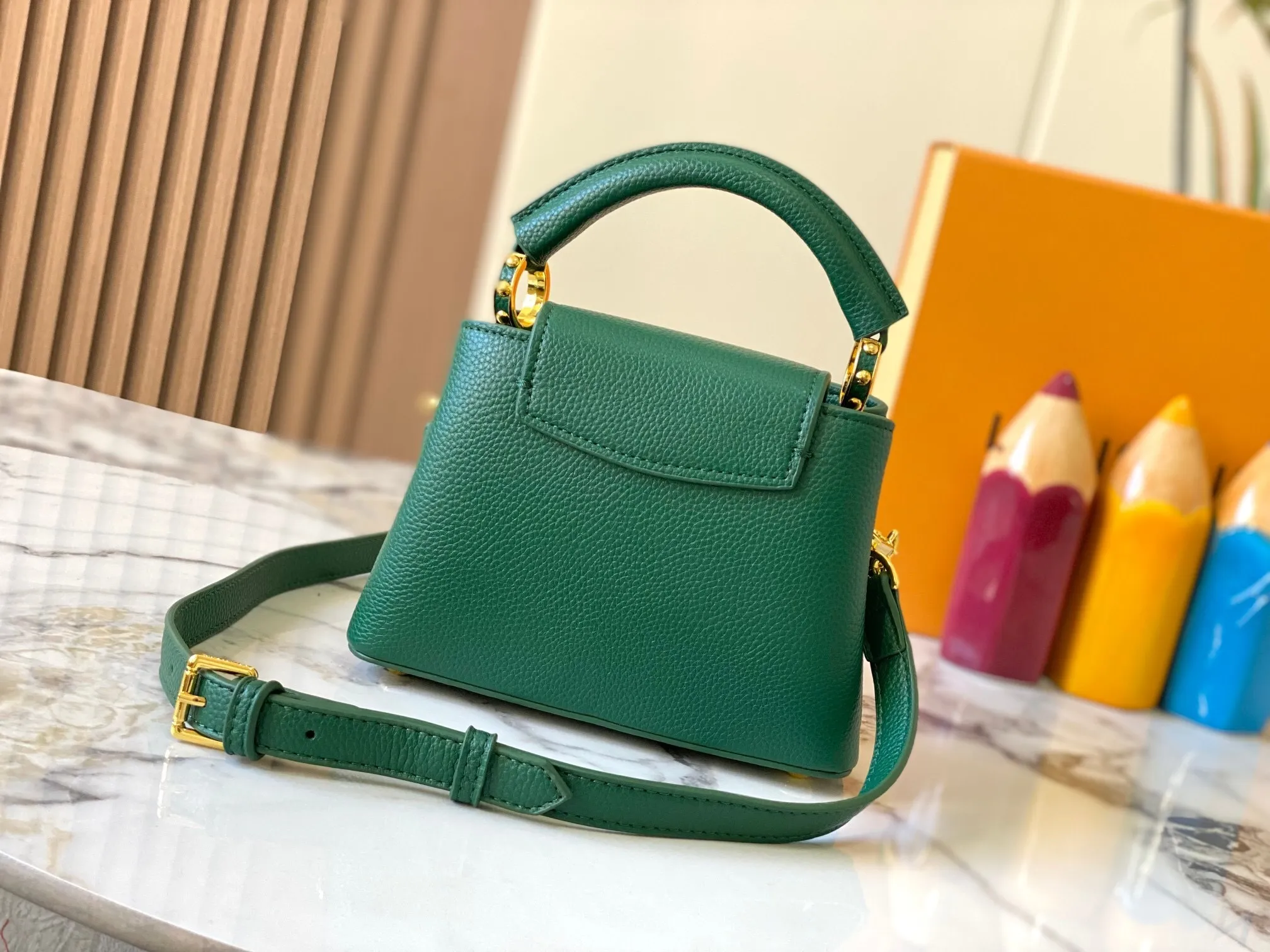 All Categories Official Website "Brand Women's Bags" Women's Bags 💙 LV 2024 New LV Crossbody Bag