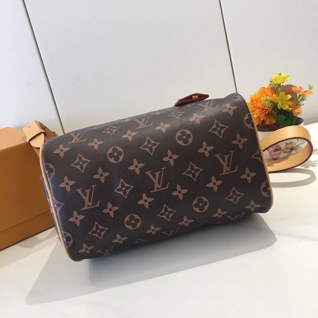 All Categories Official Website "Brand Women's Bags" Women's Bags 💙 LV 2025 New LV Crossbody Bag