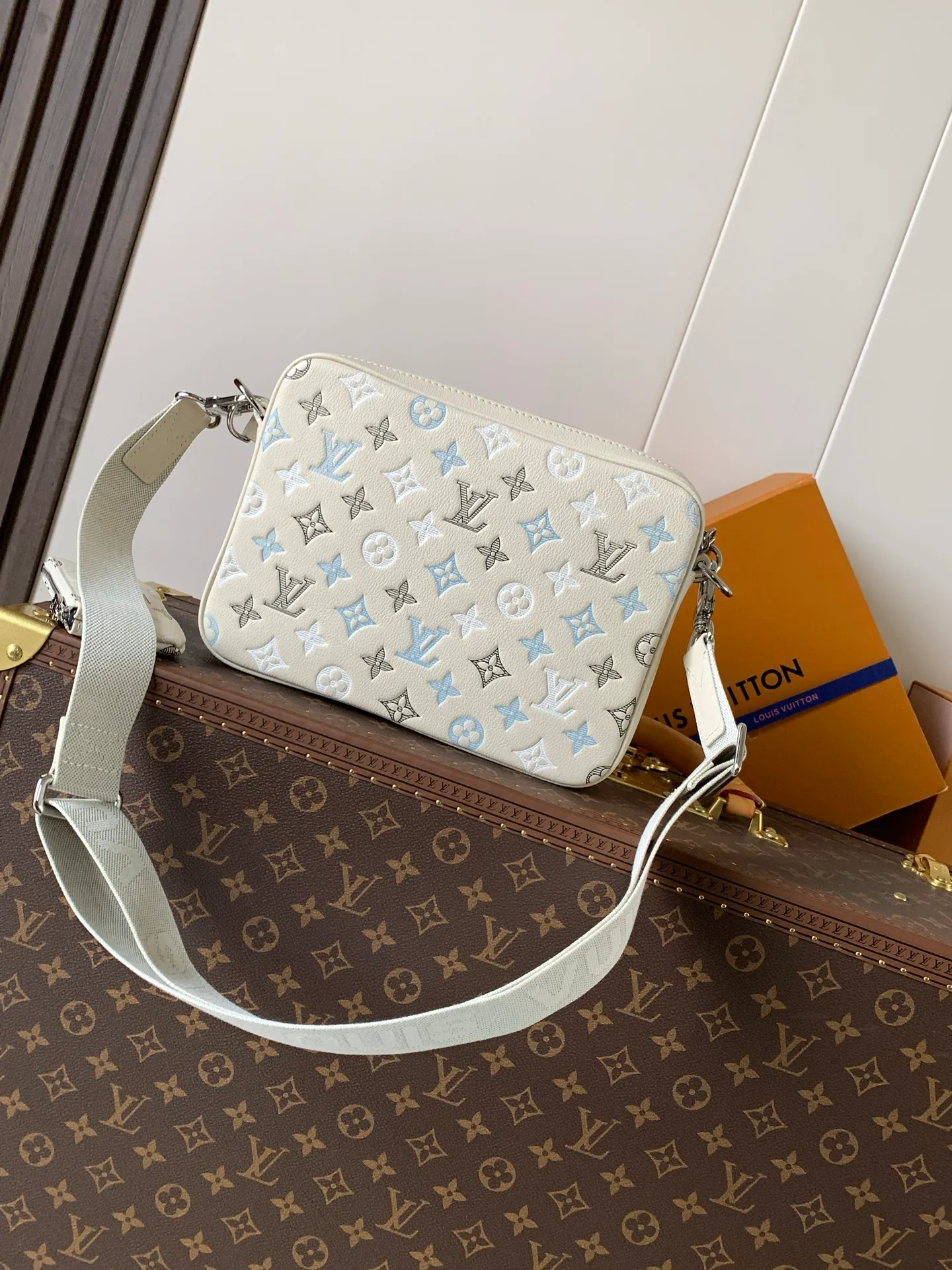 All Categories Official Website "Brand Women's Bags" Women's Bags 💙 LV 2026 New LV Crossbody Bag