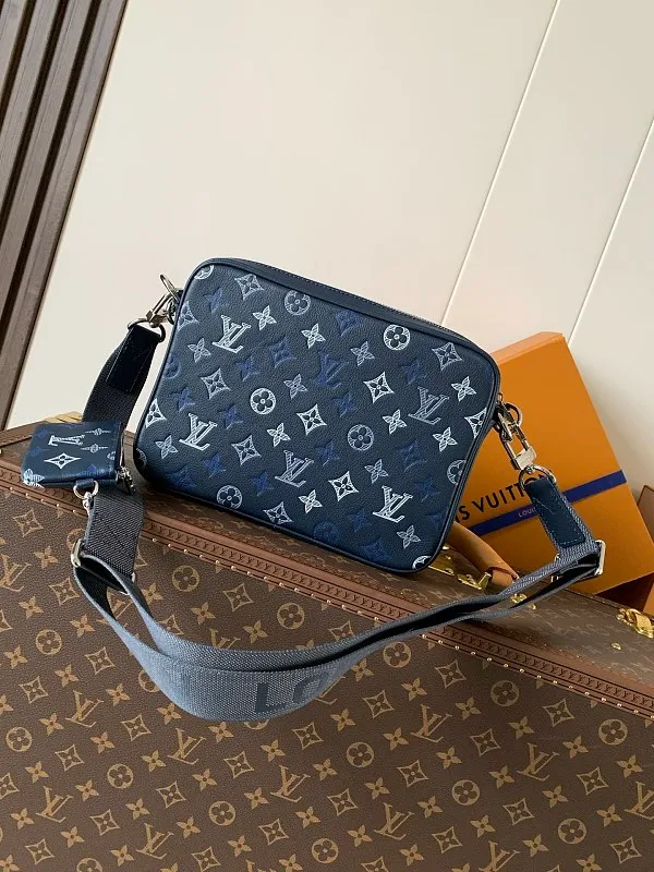 All Categories Official Website "Brand Women's Bags" Women's Bags 💙 LV 2026 New LV Crossbody Bag