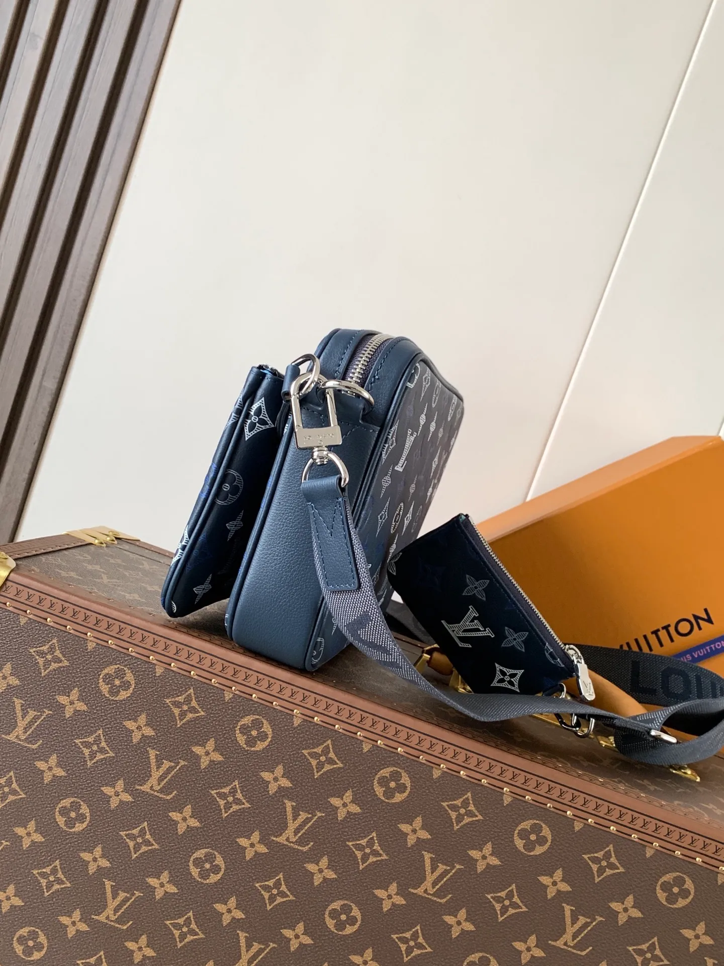All Categories Official Website "Brand Women's Bags" Women's Bags 💙 LV 2026 New LV Crossbody Bag