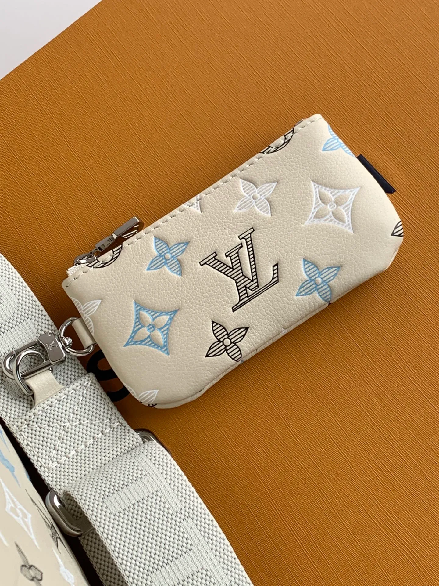 All Categories Official Website "Brand Women's Bags" Women's Bags 💙 LV 2026 New LV Crossbody Bag
