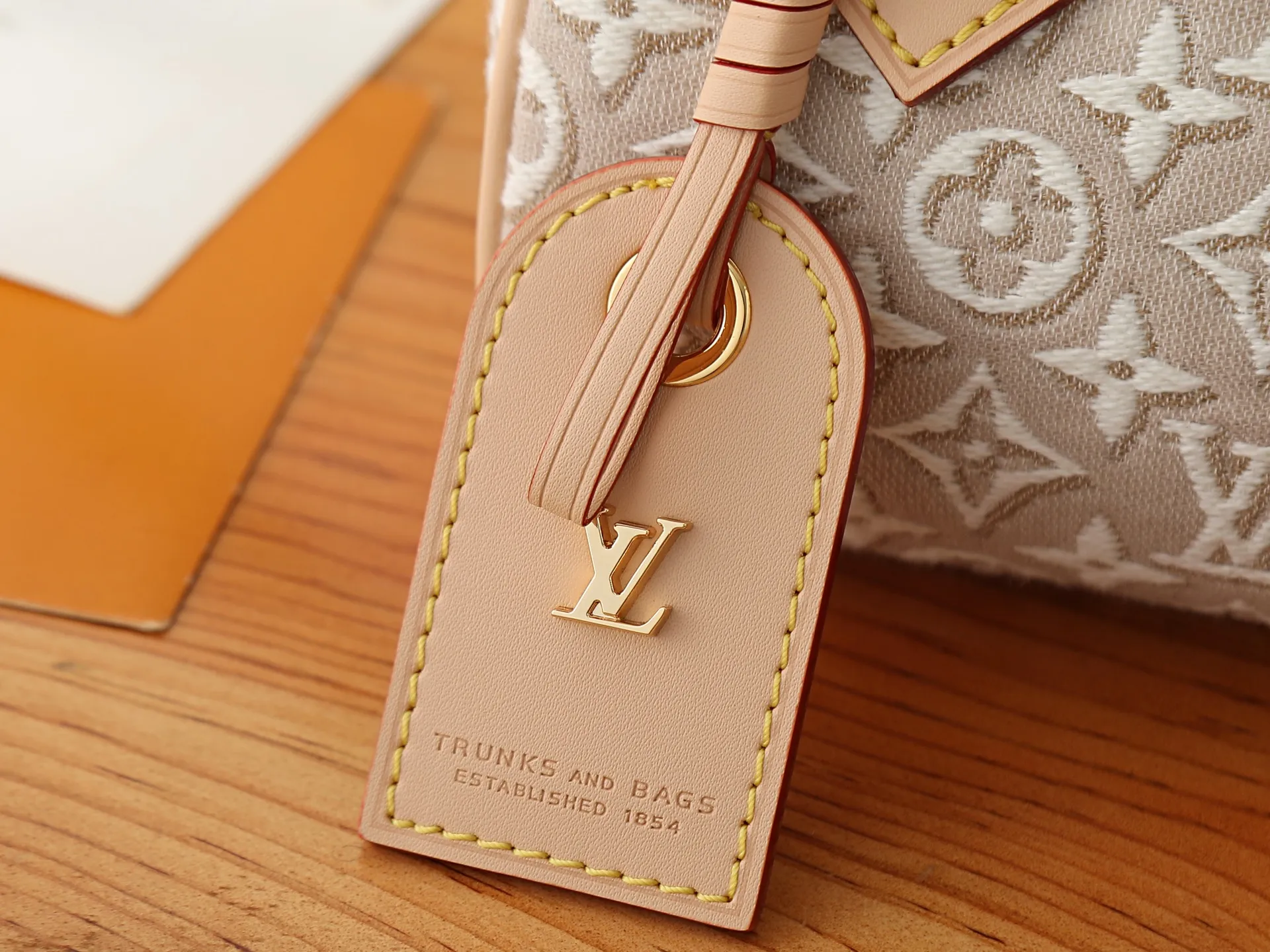 All Categories Official Website "Brand Women's Bags" Women's Bags 💙 LV LV 2026 New Crossbody Shoulder Bag
