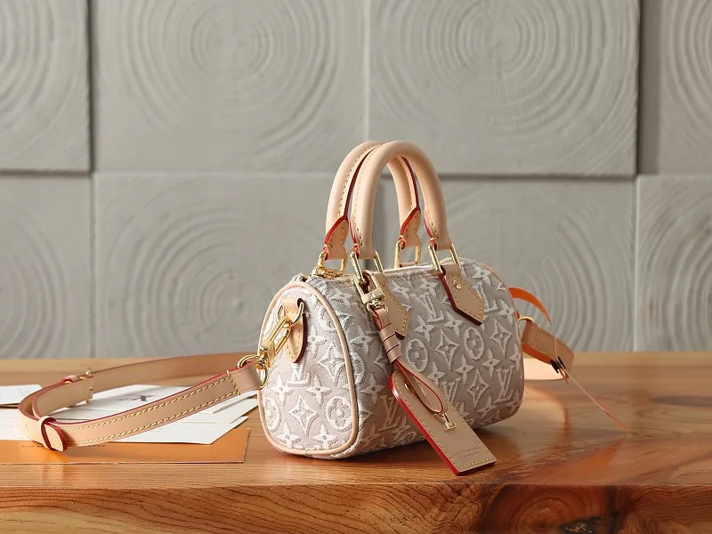 All Categories Official Website "Brand Women's Bags" Women's Bags 💙 LV LV 2026 New Crossbody Shoulder Bag