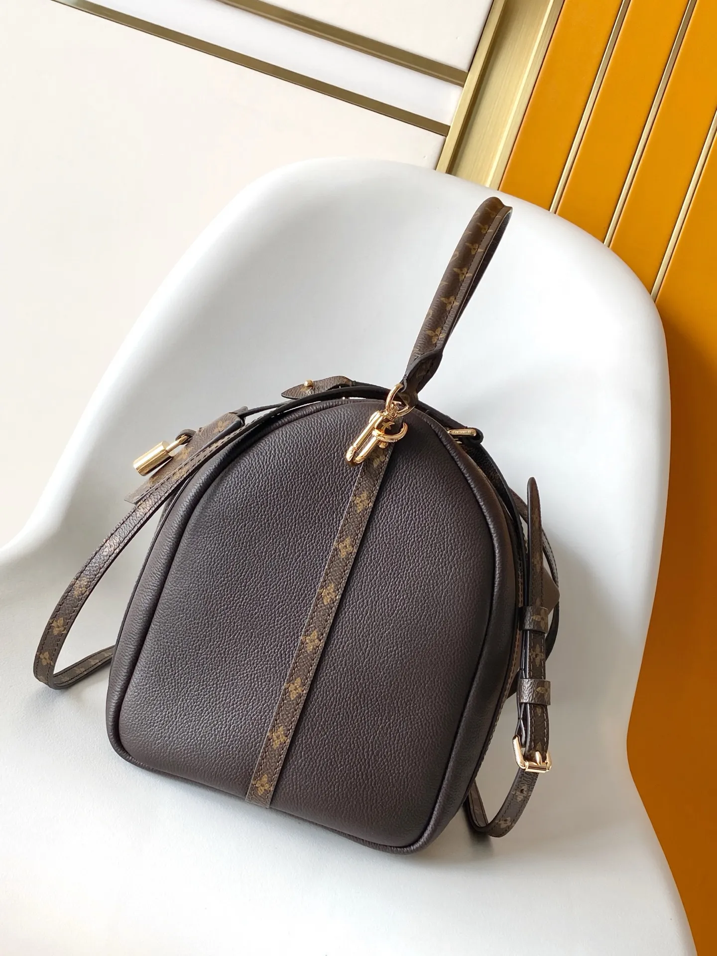 All Categories Official Website "Brand Women's Bags" Women's Bags 💙 LV 2026 New LV Crossbody Bag