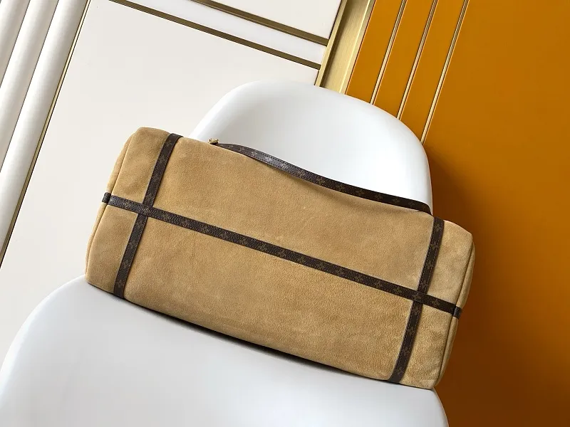 All Categories Official Website "Brand Women's Bags" Women's Bags 💙 LV 2026 New LV Crossbody Bag