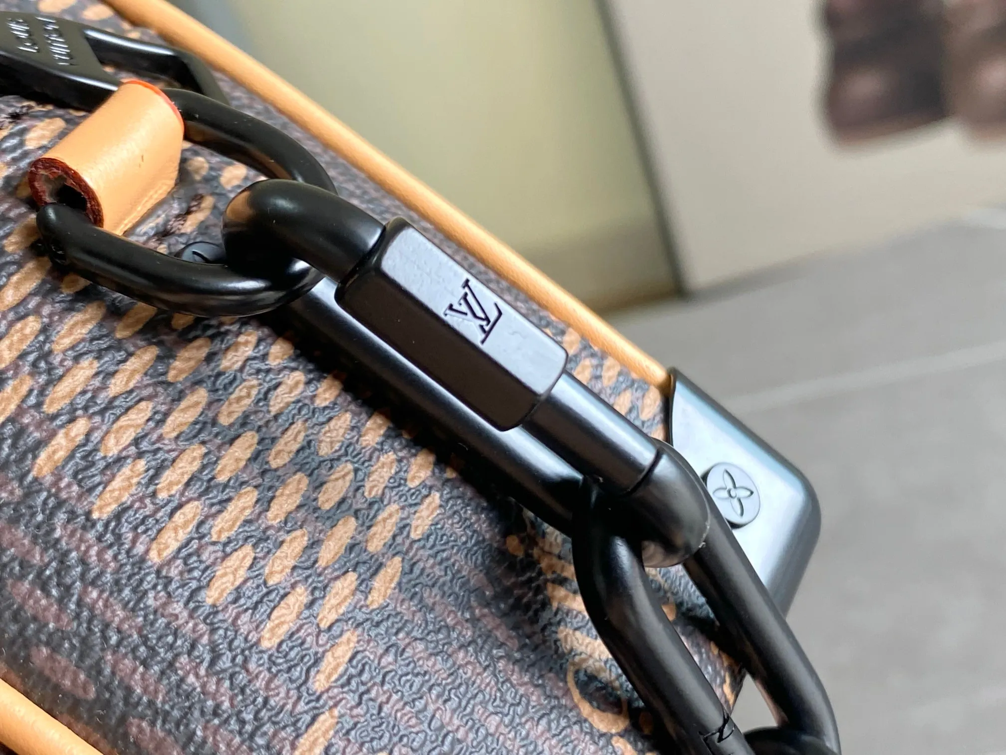 All Categories 💚 Authentic Grade Bags 💚 LV 2026 New LV Top Replica Crossbody Shoulder Bag