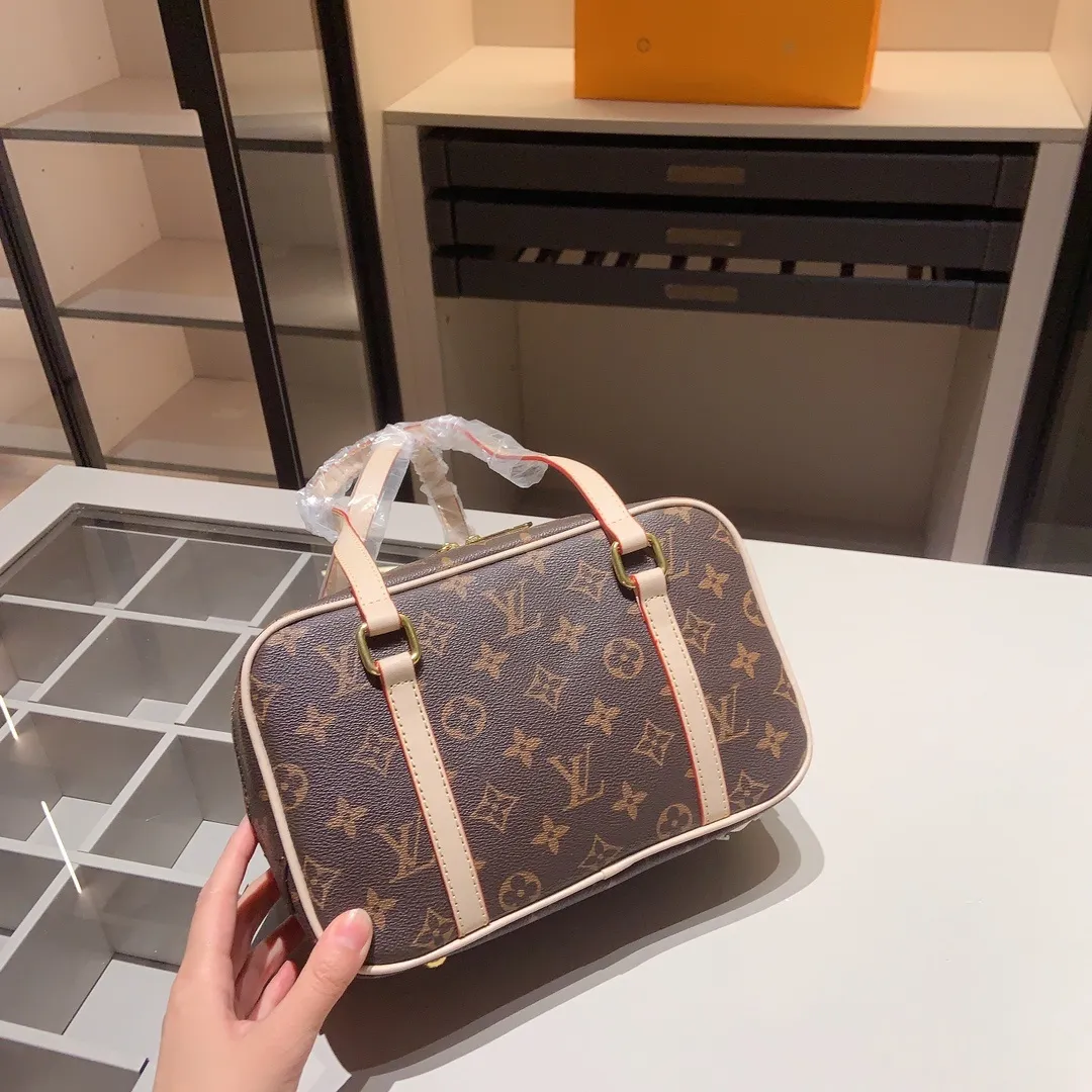 All categories Official website "Three-piece bag set" Three-piece set💖 LV 2023 new LV bag three-piece set wholesale