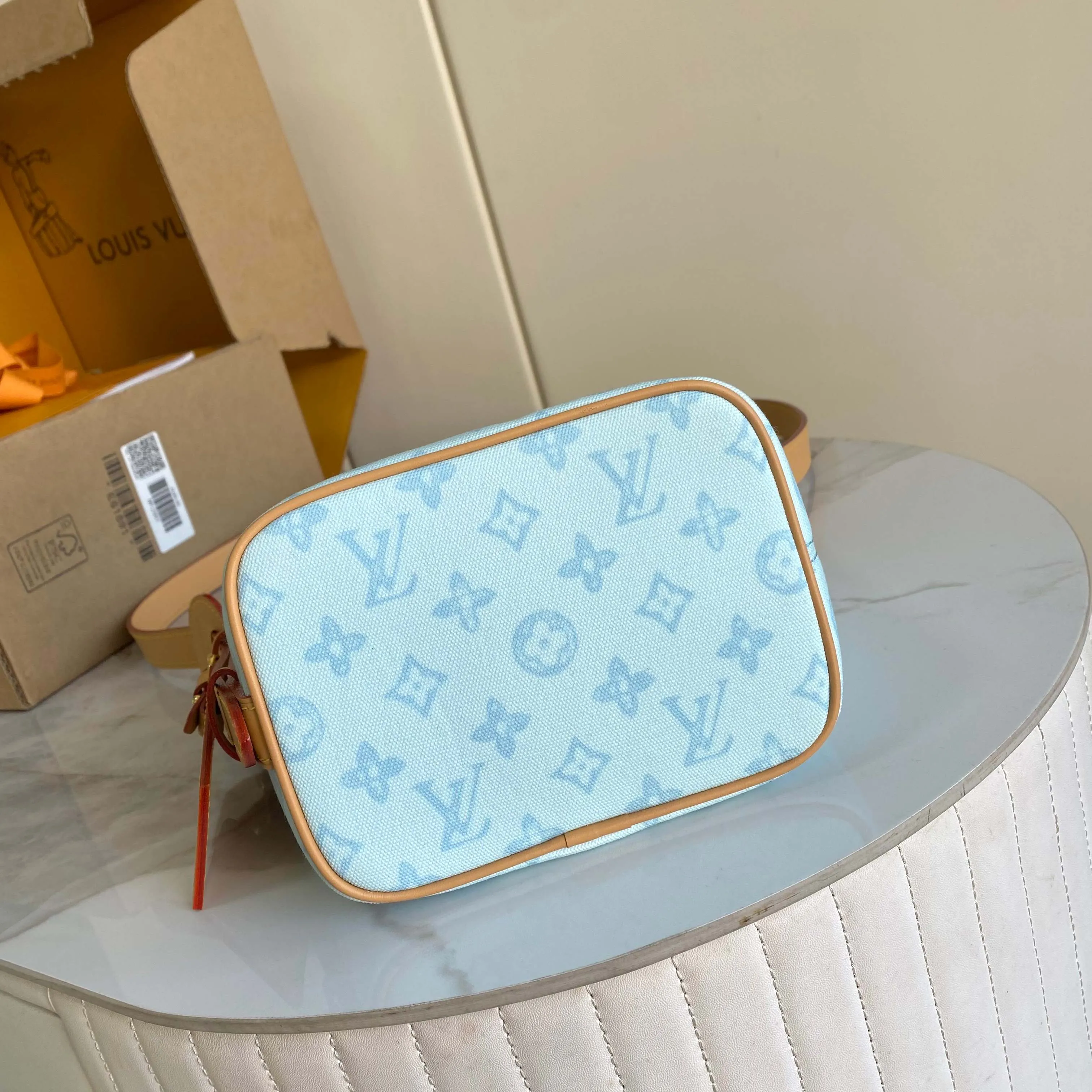 All Categories Official Website "Brand Women's Bags" Women's Bags 💙 LV LV 2026 New Crossbody Shoulder Bag