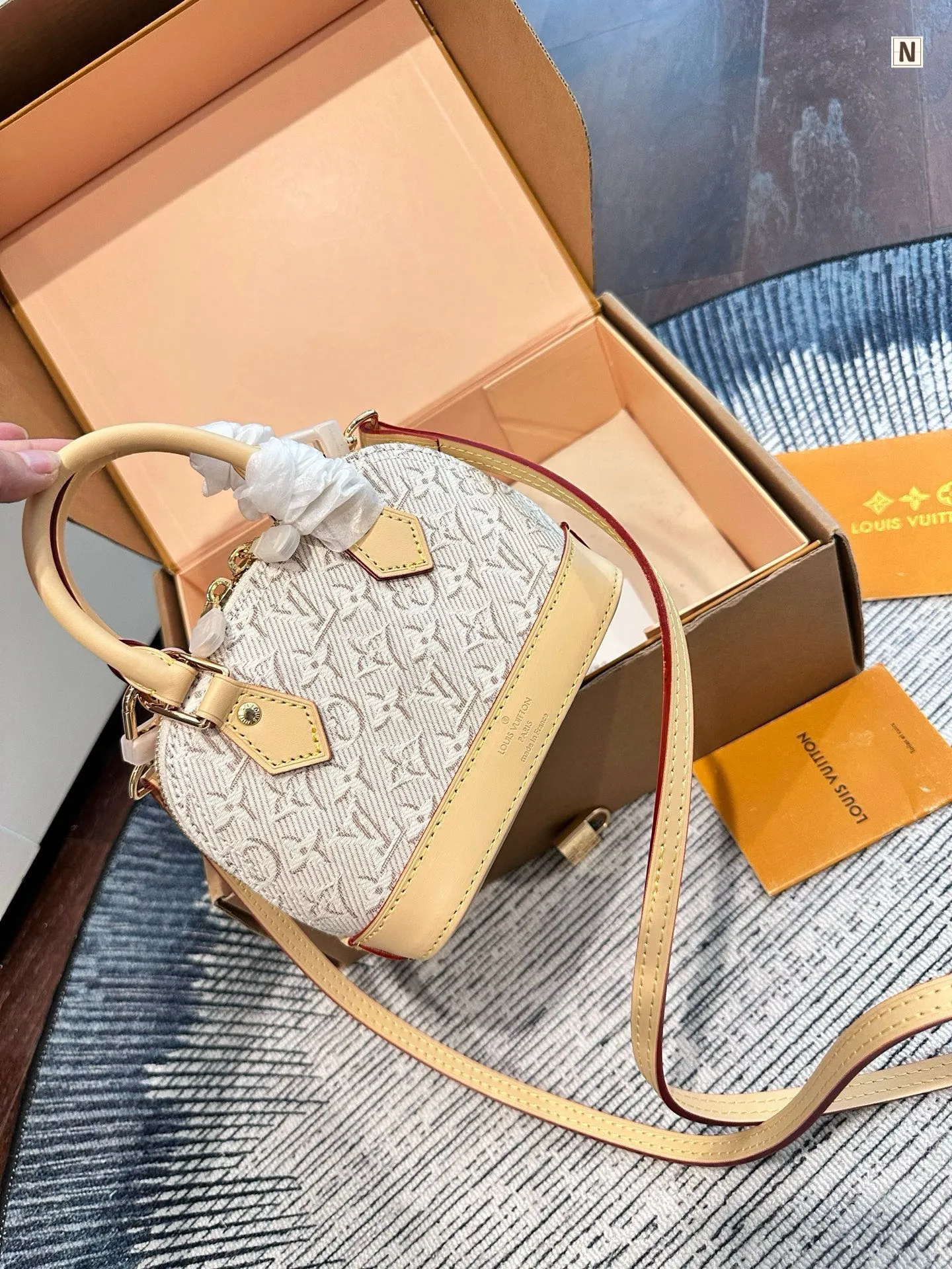 All Categories Official Website "Brand Women's Bags" Women's Bags 💙 LV 2026 New LV Crossbody Bag