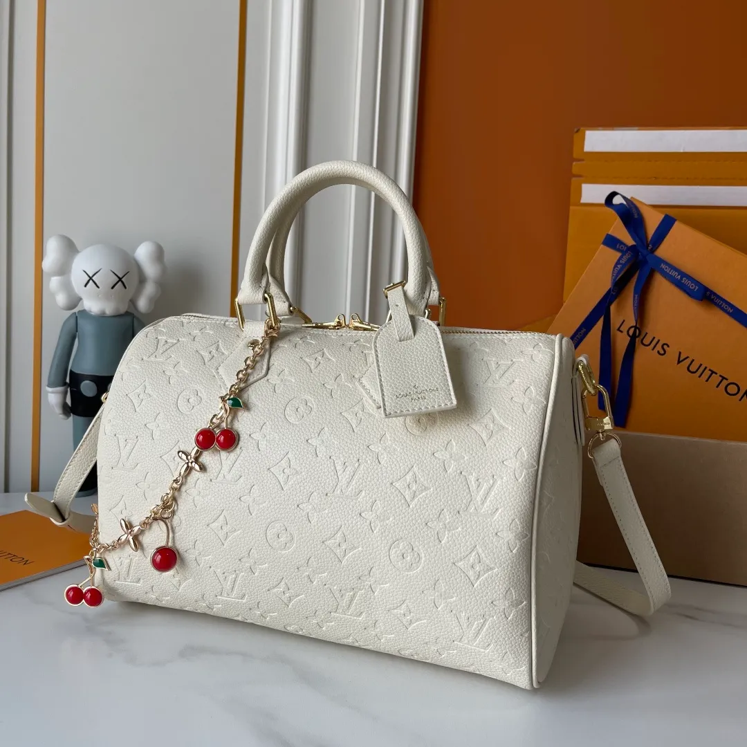 All Categories Official Website "Brand Women's Bags" Women's Bags 💙 LV 2026 New LV Classic Three-in-One Crossbody Bag