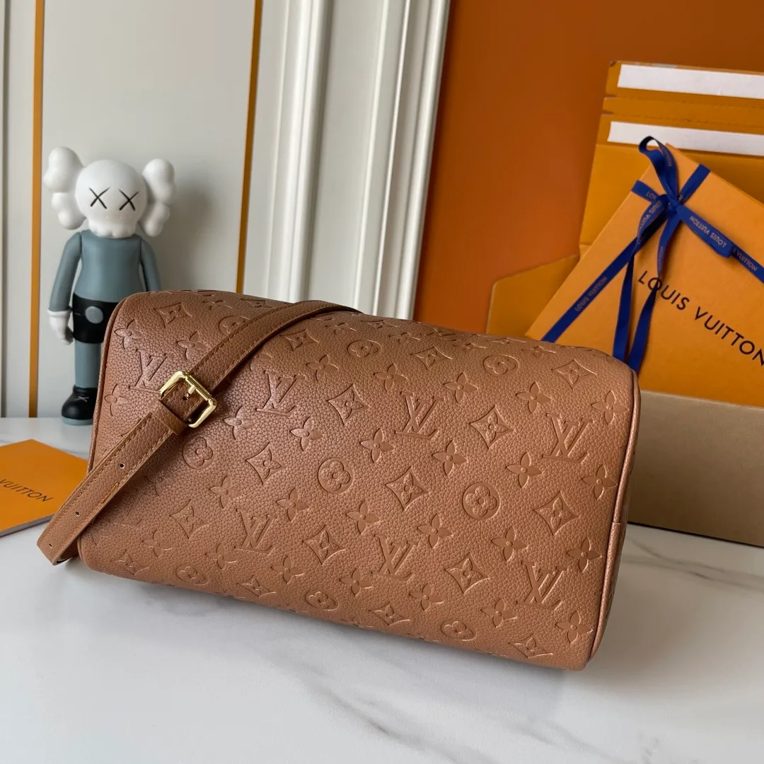 All Categories Official Website "Brand Women's Bags" Women's Bags 💙 LV 2026 New LV Classic Three-in-One Crossbody Bag