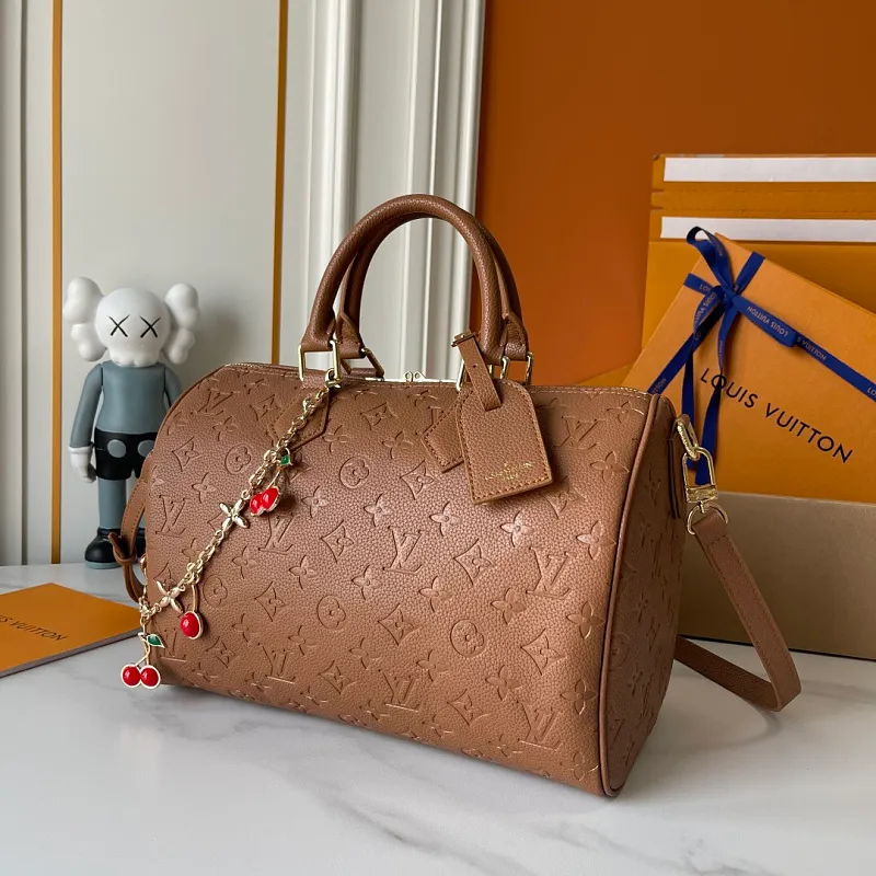 All Categories Official Website "Brand Women's Bags" Women's Bags 💙 LV 2026 New LV Classic Three-in-One Crossbody Bag