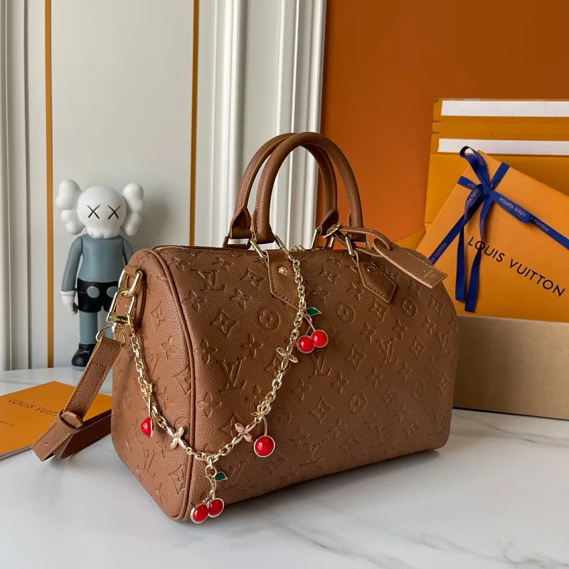 All Categories Official Website "Brand Women's Bags" Women's Bags 💙 LV 2026 New LV Classic Three-in-One Crossbody Bag