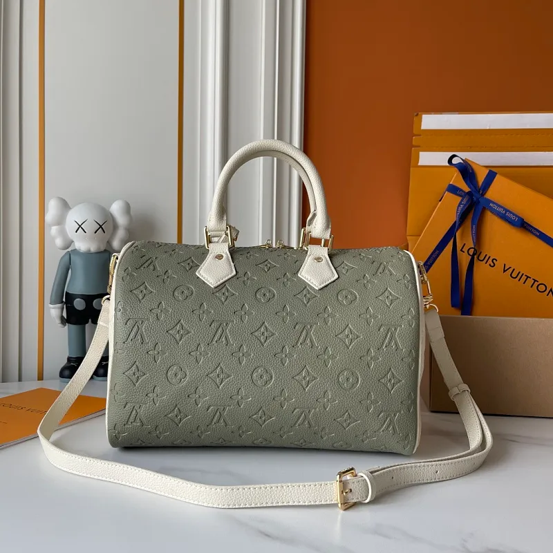 All Categories Official Website "Brand Women's Bags" Women's Bags 💙 LV 2026 New LV Classic Three-in-One Crossbody Bag