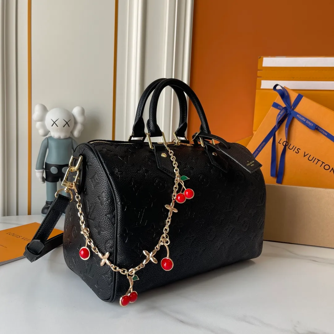 All Categories Official Website "Brand Women's Bags" Women's Bags 💙 LV 2026 New LV Classic Three-in-One Crossbody Bag