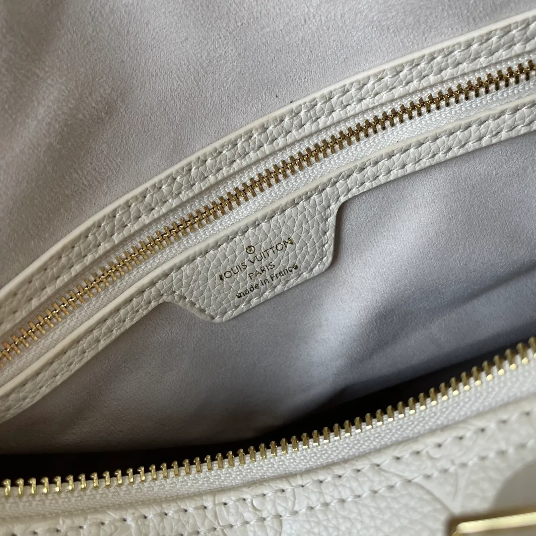 All Categories Official Website "Brand Women's Bags" Women's Bags 💙 LV 2026 New LV Classic Three-in-One Crossbody Bag