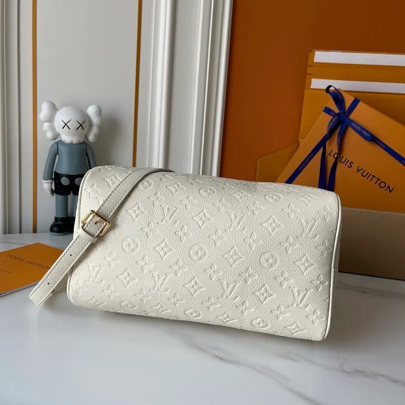 All Categories Official Website "Brand Women's Bags" Women's Bags 💙 LV 2026 New LV Classic Three-in-One Crossbody Bag