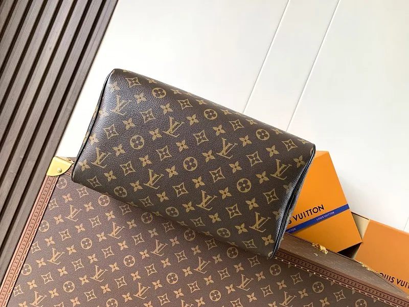 All categories Official website "Brand Women's Bags" Women's Bags 💙 LV 2026 new LV hand-held crossbody bag