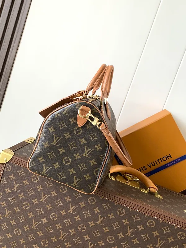 All categories Official website "Brand Women's Bags" Women's Bags 💙 LV 2026 new LV hand-held crossbody bag
