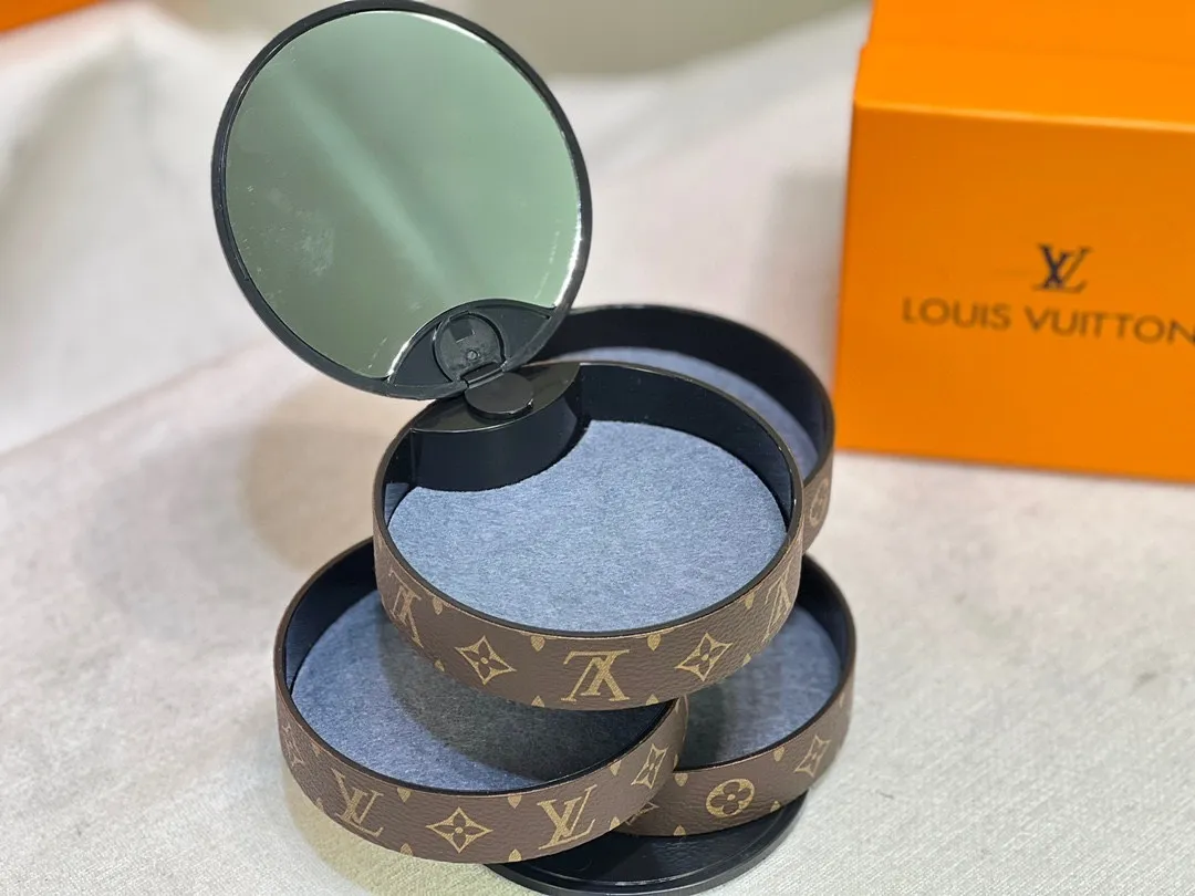 All categories Official website "Brand Women's Bags" Women's Bags 💙 LV 2022 Official New LV Jewelry Storage Box Wholesale 58001500 High Quality Size: 10-10CM